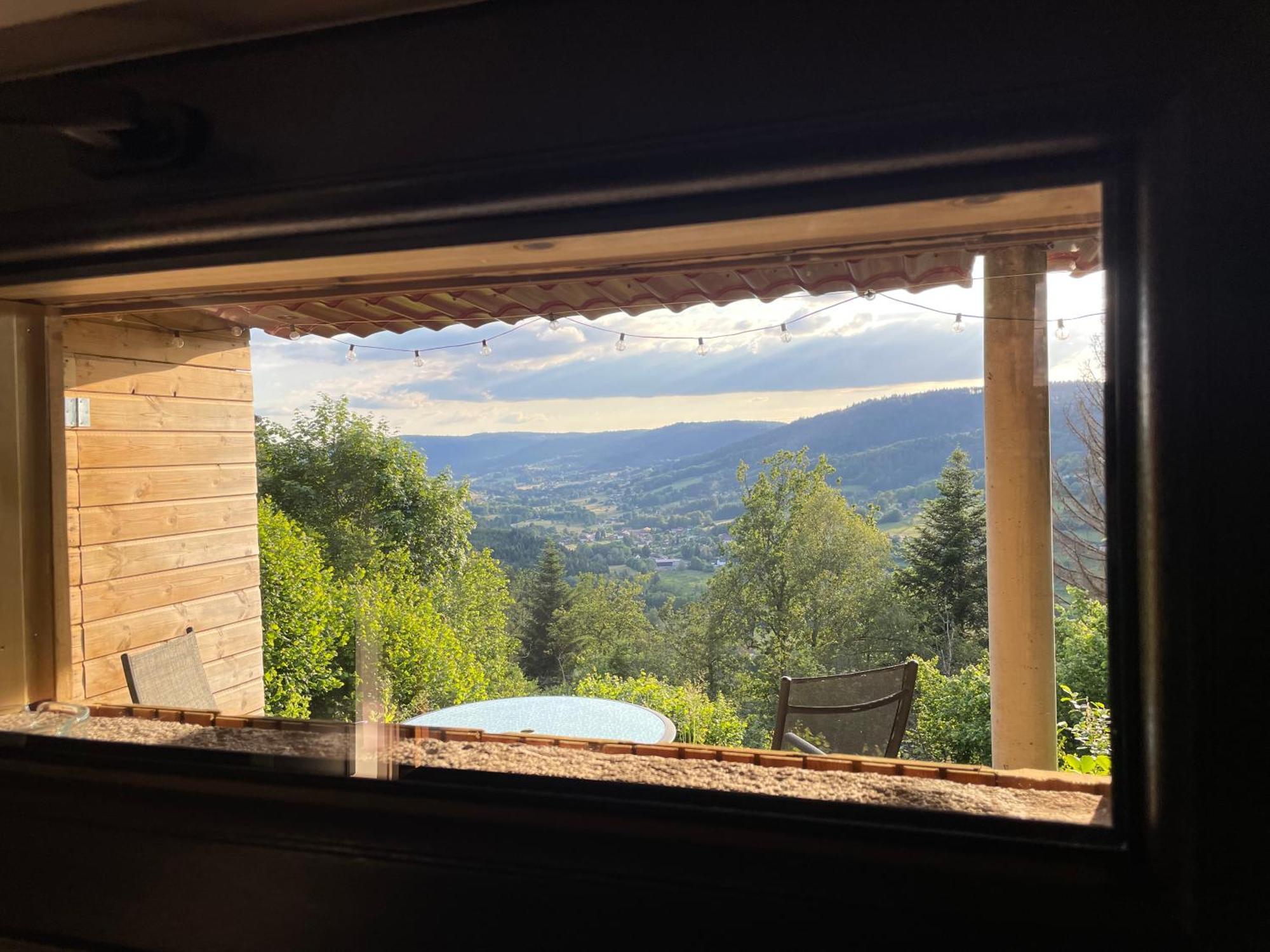 Le Gite Cozy De Bouvacote Avec Vue Panoramique Et Sauna Le Tholy Esterno foto